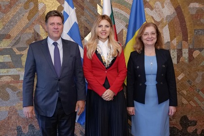 Заместник-министър Велислава Петрова бе домакин на  тристранна среща между България, Гърция и Румъния